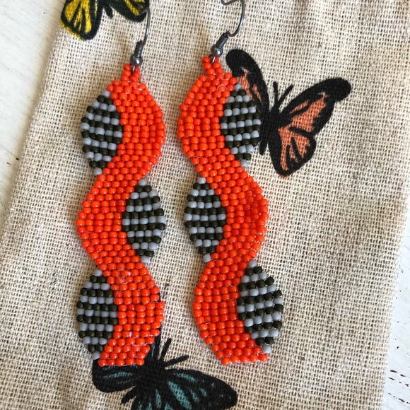 Handmade earrings in orange, gray and green - Picture 5 of 5